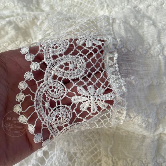 Gibson & Latimer M White Lace Wrap Dress | Midi Cottage, Feminine, Boho Romantic - Picture 4 of 5